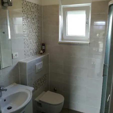 Apartman Lipic Posedarje